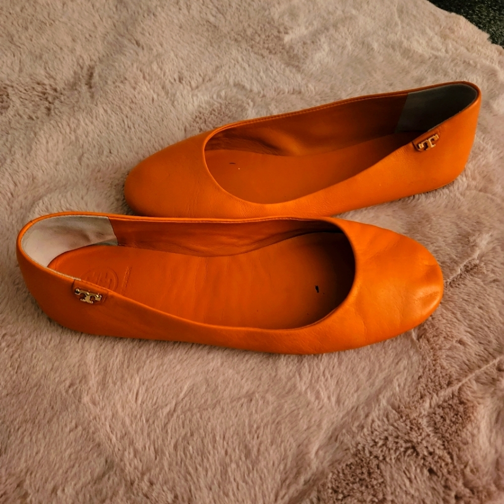 Tory Burch orange nappa leather travel ballet flats